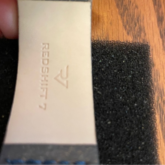 Redshift 7 men’s watch, soft gold face with weathered gray leather band - Picture 5 of 5